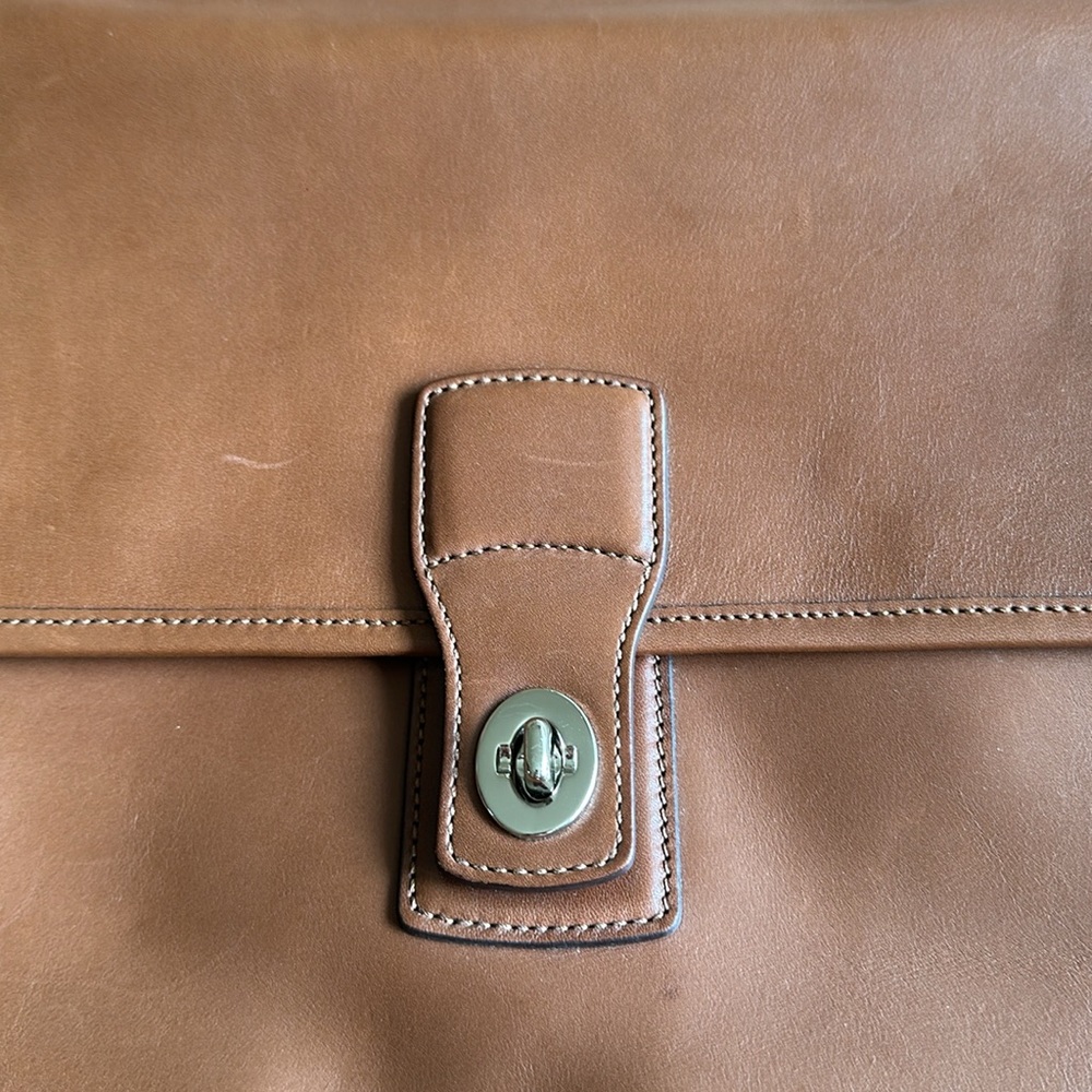 Coach Barclay Saddle Briefcase - Picture 4 of 5
